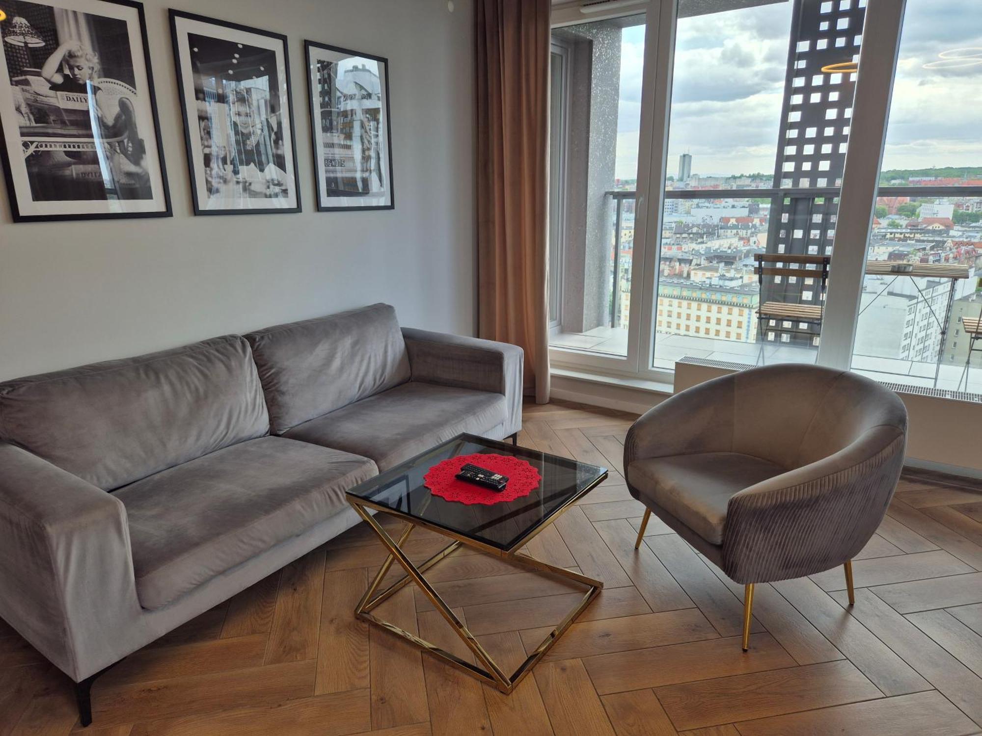 15 Pietro Sokolska 30 Towers Apartments - New - Lux - Parking - Sauna - Gym- And The Best View In كاتوفيتسه المظهر الخارجي الصورة